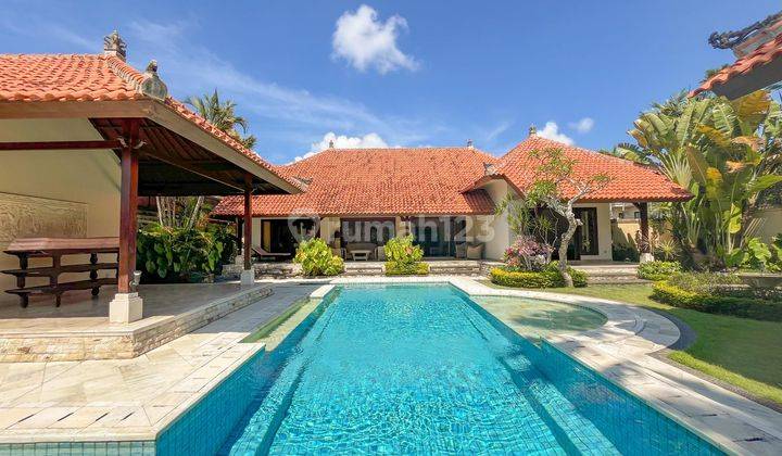 New 5 Bedroom Villa Taman Mumbul Nusa Dua Bali 1