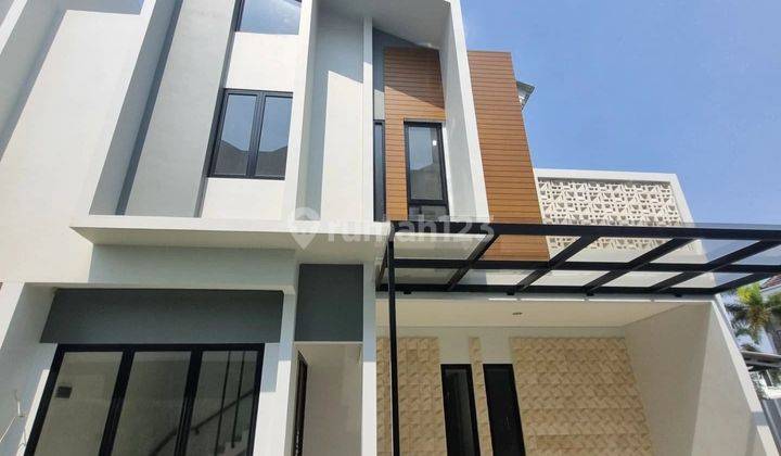 Rumah 2 Lantai Lebar 9 Nempel Summarecon Bekasi 1