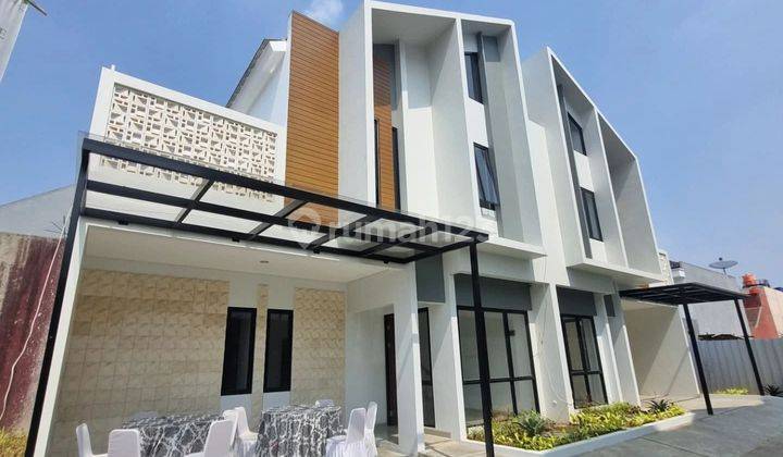 Rumah 2 Lantai Lebar 9 Nempel Summarecon Bekasi 2