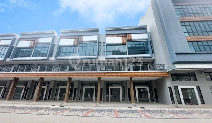 Disewakan Ruko Crystal Boulevard Summarecon Bekasi. Brand New!