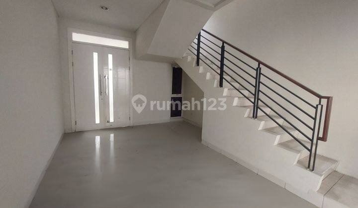 Summarecon Bekasi Cluster Palm. Rumah 2 Lt. Termurah! Jarang Ada 2