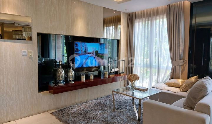 The Primrose Condovilla. Apartemen Mewah,Full Furnished,View Danau