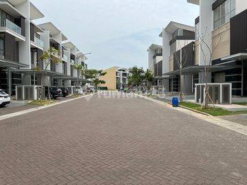 Dijual Murah Rumah Golf Island Cluster Mozart Boulevard Uk 8x20 2