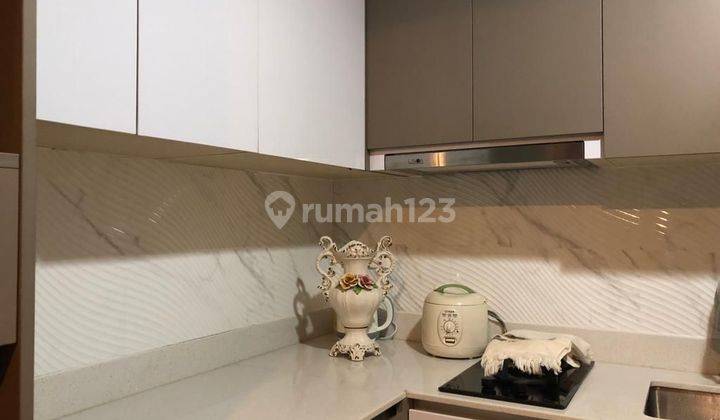 Disewa 
Apartement gold coast 
1br luas 51  2