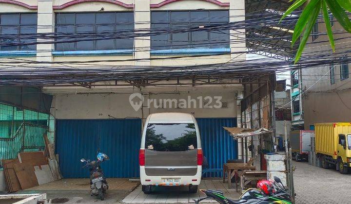 Ruko di Ruko gandeng aladin teluk gong jakarta utara  1