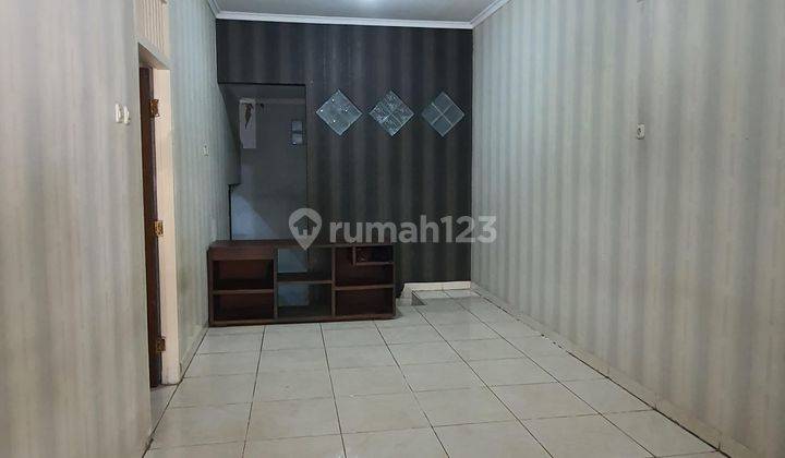 Rumah 2 Lantai Bagus Semi Furnished SHM di Nias, Jakarta Utara 2