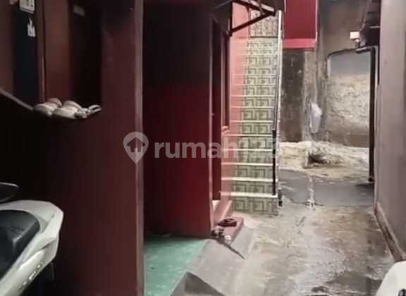 Rumah dan 6 Kontrakan Siap Huni di Semper Rumah dan 6 Kontrakan Siap Huni di Semper