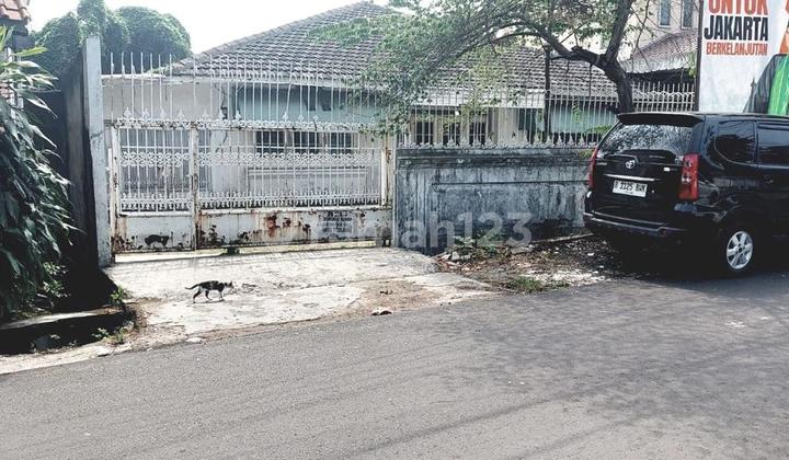 Rumah SHM di Komplek Perdatam, Jl. Perdatam II, Ulujami, Pesanggrahan, Kota Jakarta Selatan, DKI Jakarta, Indonesia, 12250, Pesanggrahan
