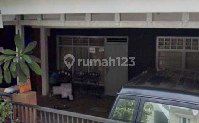 Rumah 2 Lantai Di Grinting Kebayoran Baru Jakarta Selatan