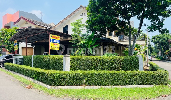 Rumah Hook Dekat Stasiun Di Taman Cimanggu Dilalui Angkot Rumah Hook Dekat Stasiun Di Taman Cimanggu Dilalui Angkot