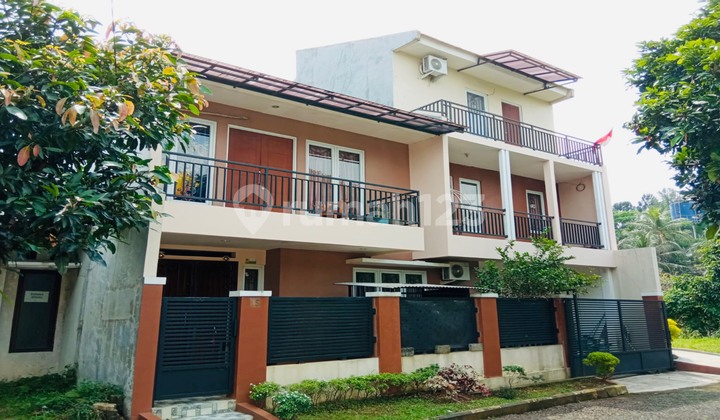 tampak depan rumah hoek bagus di cluster