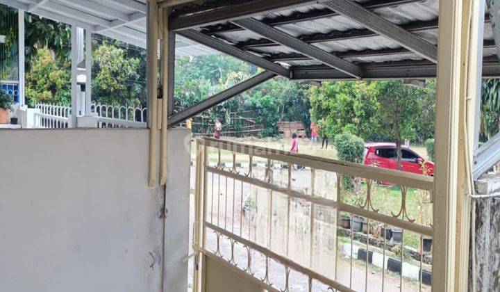garasi/carport rumah dekat tol di bsi