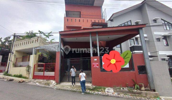  Rumah Kos 3 Lantai Furnished Bagus Dekat Kampus Unpak 1