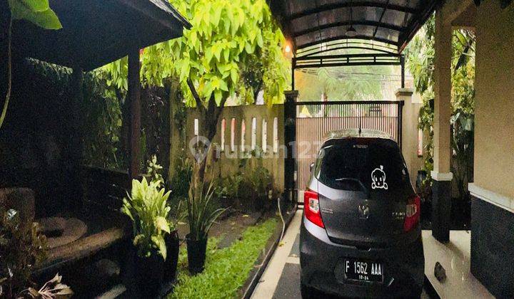  Rumah Hook  Bagus Di Jalan Utama Kresna Raya Indraprasta 2