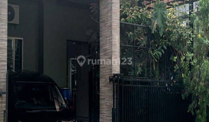  Rumah Semi Furnished Bagus Cluster Venezia Sentul City 1