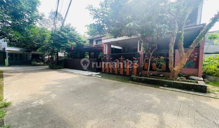  Rumah 3 Lantai Unfurnished Bagus Di MBR Dekat Summarecon 2