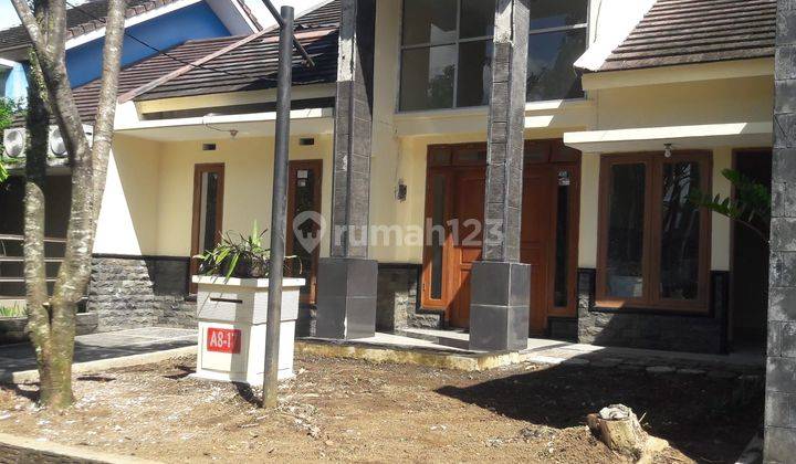 Rumah Unfurnished Bagus Dalam Cluster Di Pakuan Regency 1