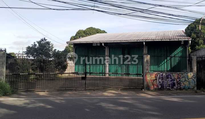 Warehouse and Showroom for Sale on Raya Gadog Ciawi