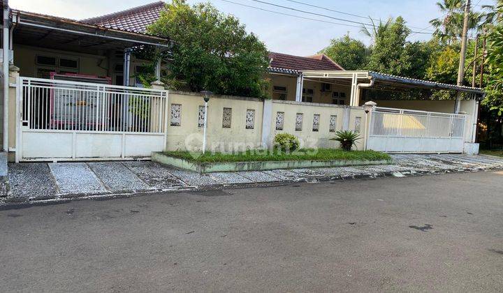  Rumah Semi Furnished Bagus Di Boulevard Taman Yasmin  2