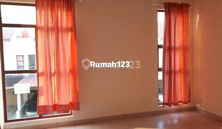 *Rumah di Cluster Alamanda
Jakarta Garden City* 1