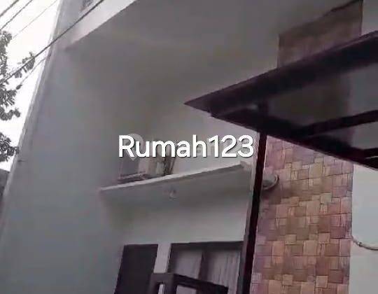 *rumah Di Daerah Mampang Prapatan, Jakarta Selatan* 1