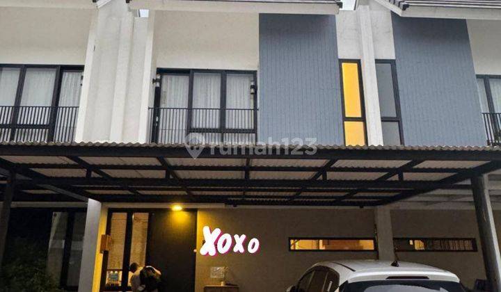 Rumah 2 Lt Semi Furnished Dicluster Familia Urban, Bekasi Timur 1