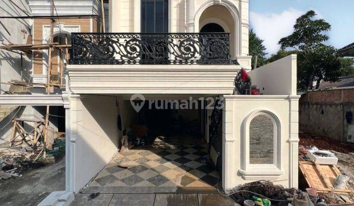 Rumah 3 Lantai Rooftop  Ada Kolam Renang Di JagakarsaJakSel 1