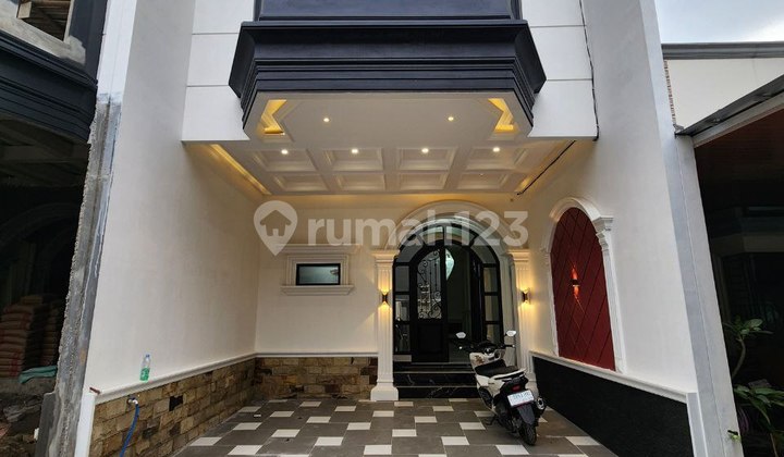 Rumah Dalam Cluster di Tanah Baru Beji Depok.
