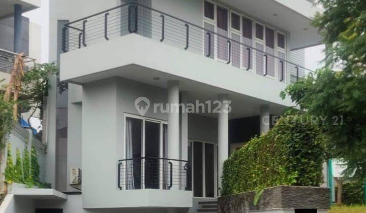 Rumah Furnished Di Rancamaya Golf Estate Cluster Lake View 1