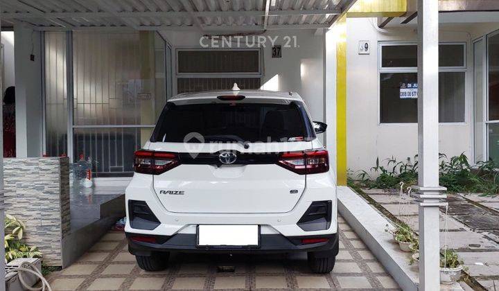 tampak depan rumah area strategis di sentul