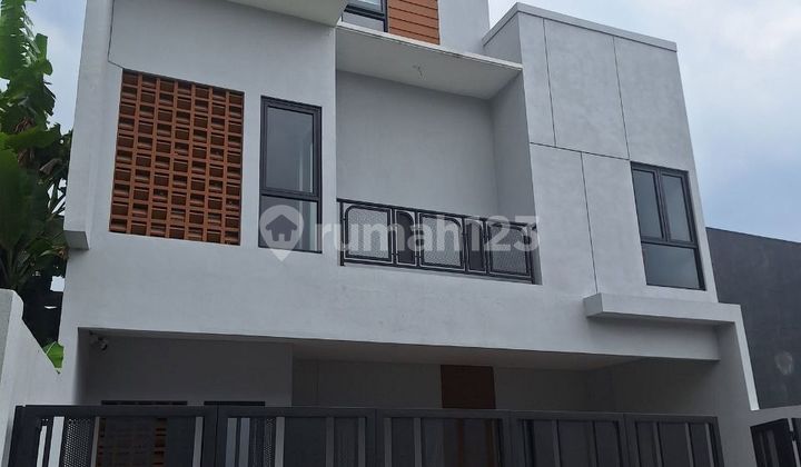 Rumah Kantor Siap Pakai Strategis Dlm Kota Cimahi Jabar.termurah