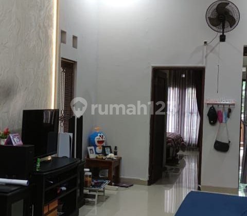 Rumah Cantik Dkt Resto Pringsewu Mlati Sleman.STRATEGIS SEMI FURNISHED 2