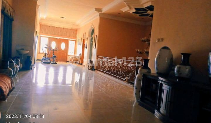 Rumah Mewah Sejuk Asri+Fully Furnished.Sidoarjo ******** SEDAN ACCORD