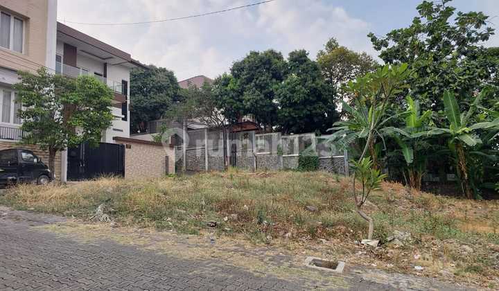 Strategic Land Suitable for Building a House in Bukit Sari 1