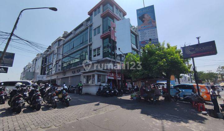 Ruko Hook 3 Lantai Berlokasi Startegis di Peterongan Plaza 1