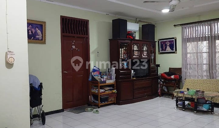 Rumah Tinggal Cocok Untuk Usaha di Anjasmoro Raya 2