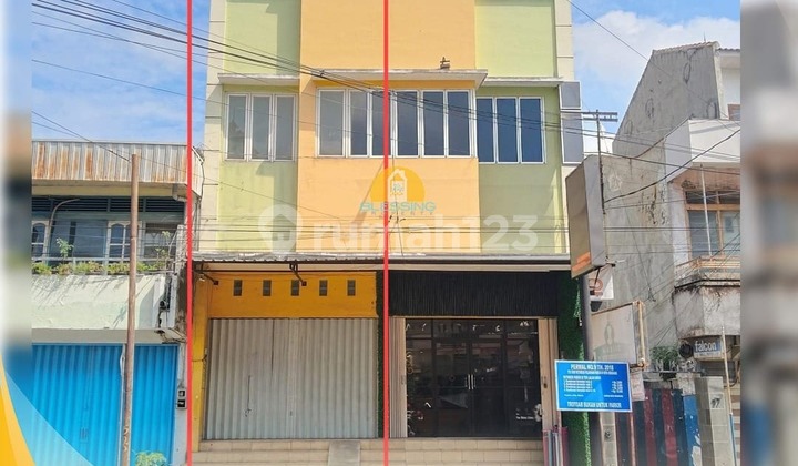 Ruko Startegis Siap Pakai di Jalan Beteng 1