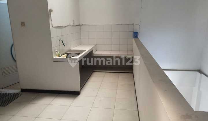 Ruko Strategis Siap Pakai Usaha di Jalan Barito Semarang Timur 2