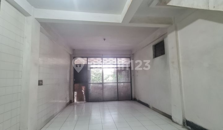 Ruko Cakep 3 Lantai Langsung Pakai Bangunan Baru Cocok Usaha Kafe Di Kota Lama 2