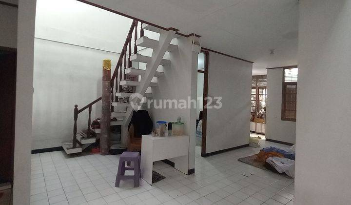 Rumah 2 Lantai Butuh Renovasi Hadap Utara Di Bumi Kopo Kencana 1