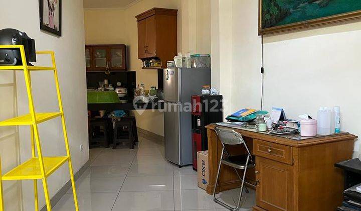 Jual Rumah 2 Lantai Dekat Ke Pusat Kota, 2