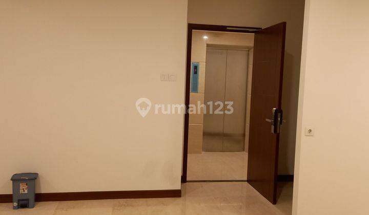 Dijual 3BR unit dengan private lift di Hegarmanah Residence 2