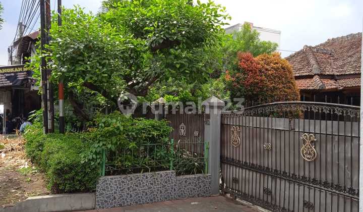 2 Bangunan Rumah Strategis di Daerah Ramai Mainroad Cimahi 2