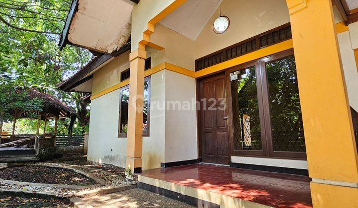 Rumah Hook 2 Lantai Ada Taman di Komplek Fajar Raya Cimahi 1