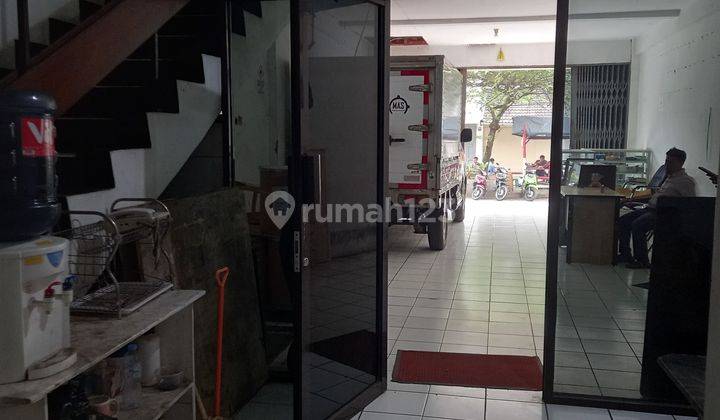 Ruko 3 lantai Butuh Renovasi di Ruko Plaza 1