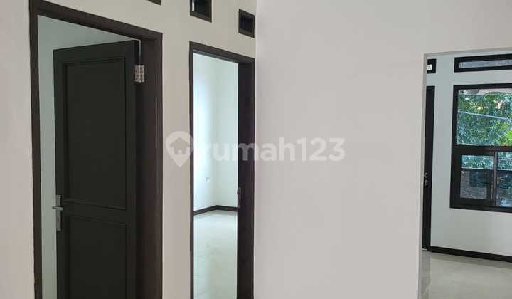 Rumah Minimalis Dekat Pusat Kota di Jl. Karawitan Bandung 2