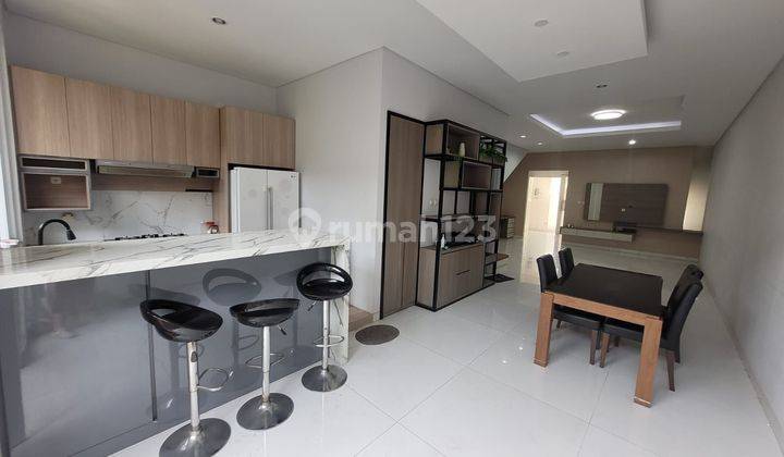 Rumah Minimalis Modern 2 Lantai Di Taman Mekar Utama 1