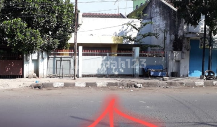 Rumah Mainroad Butuh Renov di Astanaanyar Bandung Kota Rumah Mainroad Butuh Renov di Astanaanyar Bandung Kota