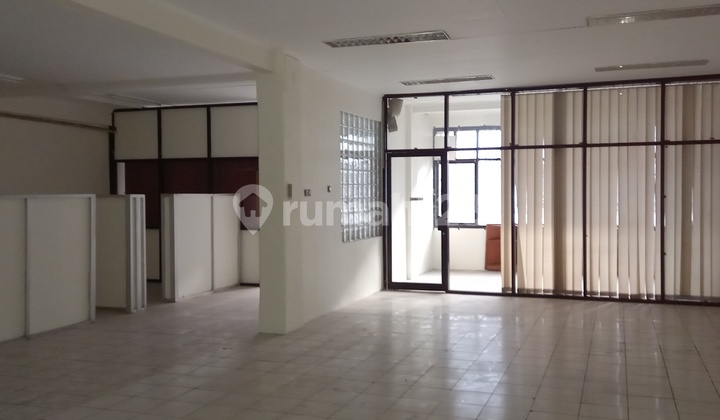 Ruko 5 Lantai Tengah Kota di Suniaraja