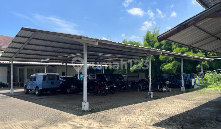 Gudang Luas Plus 2 Rumah Lokasi Dekat Batununggal, Soekarno Hatta